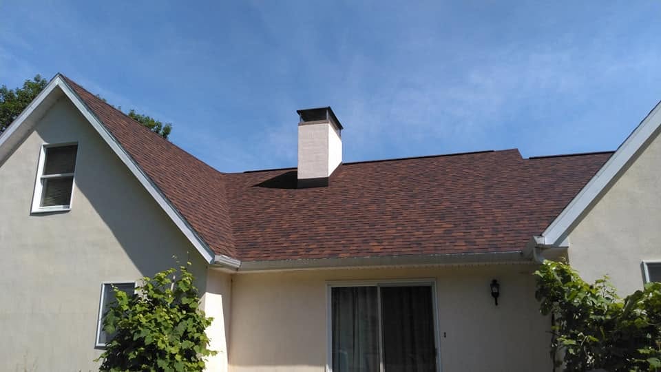 Top Signs of a Roof Leak in Hudson NY | Five Star Roofing